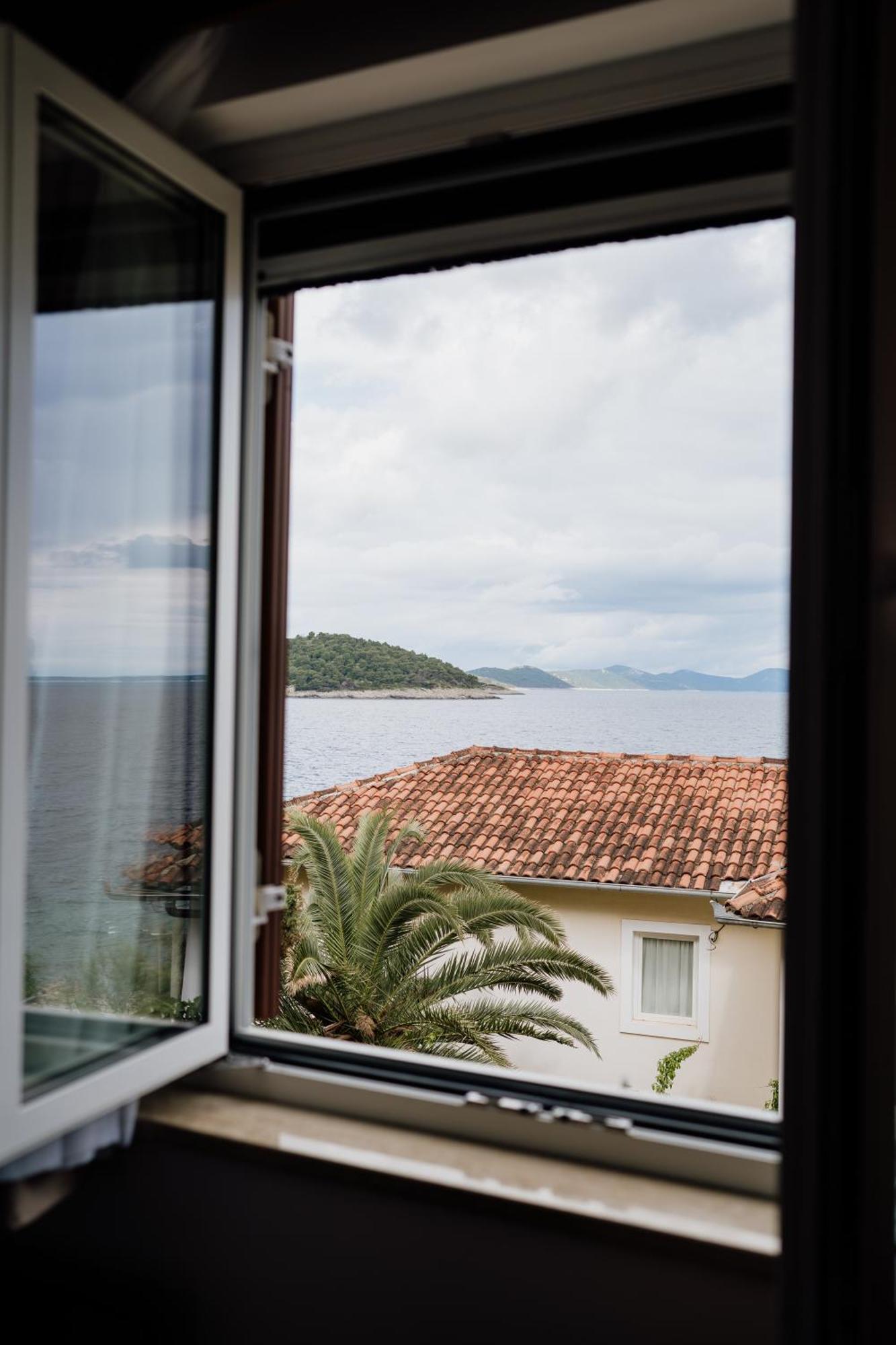 Appartamento Apartmaji Punta Lussingrande Esterno foto