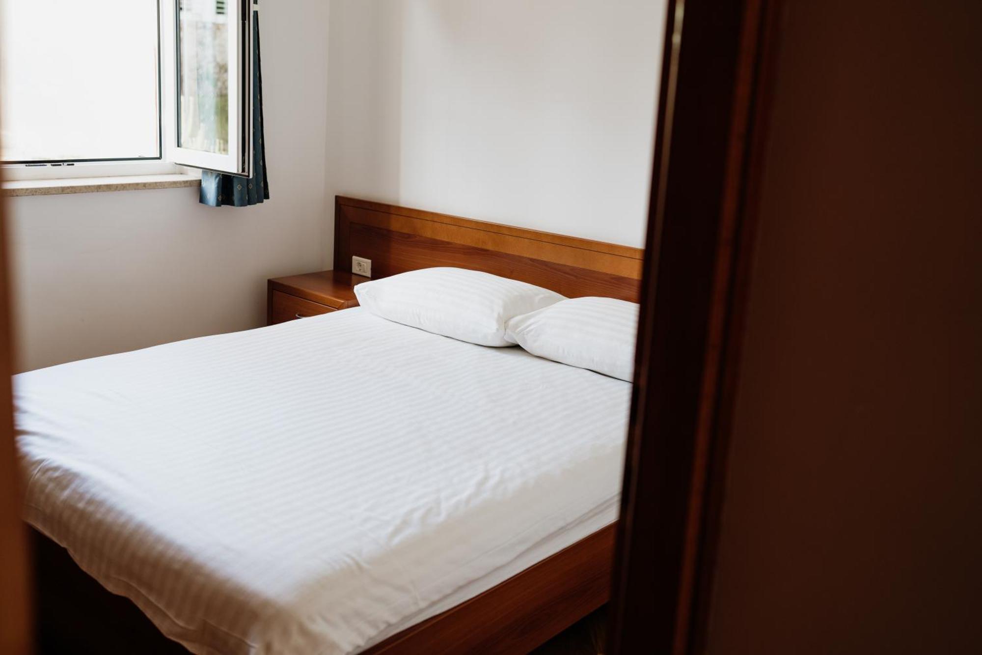 Appartamento Apartmaji Punta Lussingrande Esterno foto